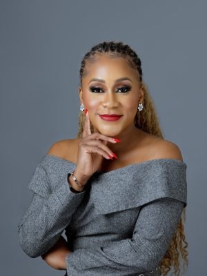 Dr. Simbiat Adighije PMHNP, PHD, MBBS